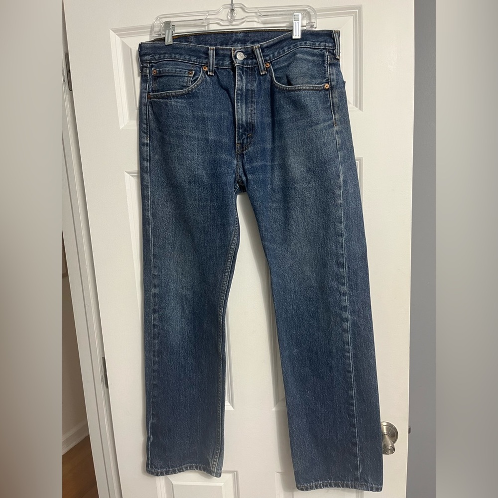 Levi’s 505 medium wash jeans size 34 X 32